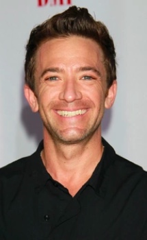 David Faustino